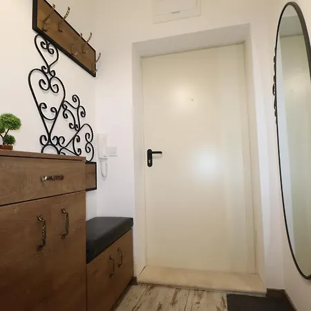 Relax With Parking * ヴァルナ