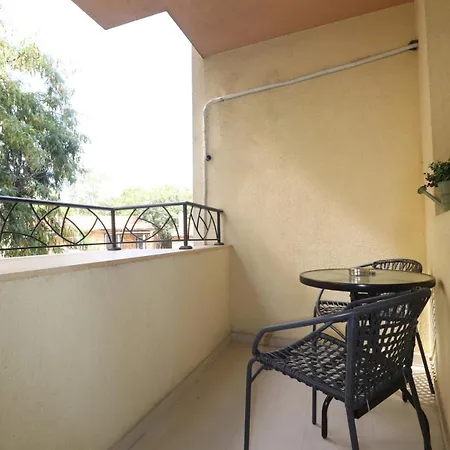 Апартаменты Relax With Parking *