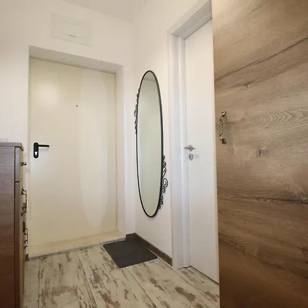 アパート Relax With Parking