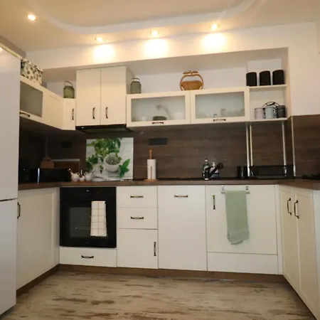 アパート Relax With Parking ヴァルナ